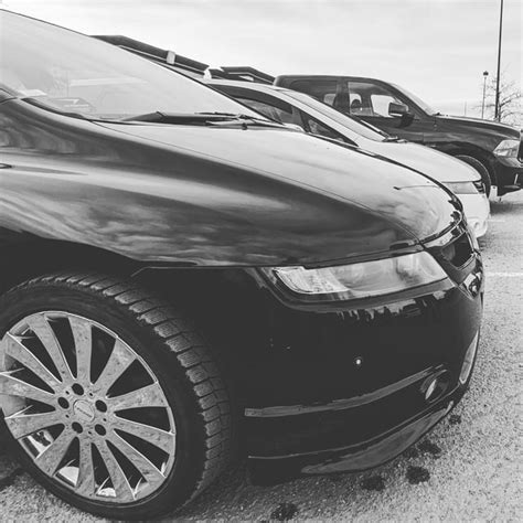 2 Hondas 1 Dodge Rhonda