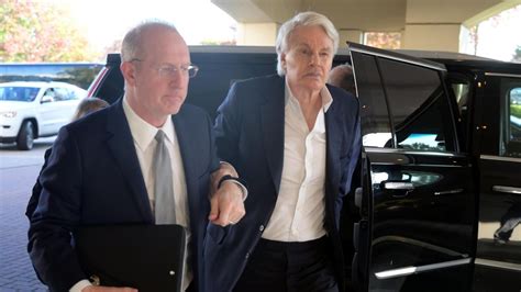 Michael Jeffries Ex CEO Of Abercrombie Fitch Ruled Unfit To Stand Trial On Sex Trafficking