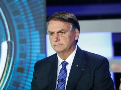 Famosos Que Votam Em Lula X Famosos Que Votam Em Bolsonaro