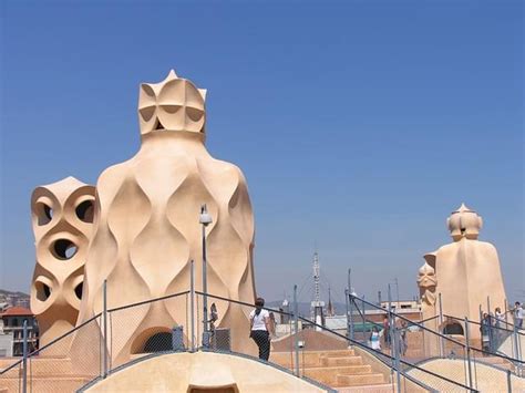 Visita Alla Pedrera A Barcellona Orari Prezzi E Consigli