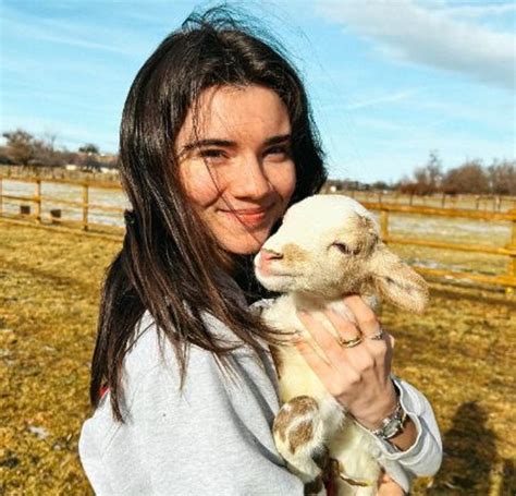 Is Brett Cooper Married? Who Is Her Husband? Her Boyfriends