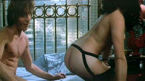 Naked Evelyn Raess In Liebe In Drei Dimensionen