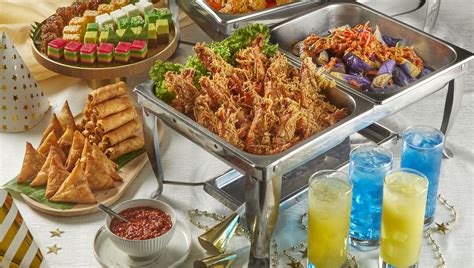 hari raya catering singapore  authentic kampung flavours hjh maimunah
