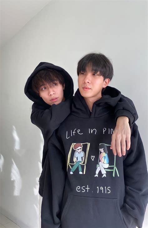 Pin by Jiřina Farkasová on First a Khao Gmmtv actors Boyfriend pictures Cute gay couples