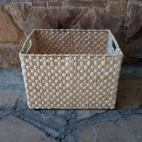Cesta De Palha De Milho - Cesta organizadora em palha de milho na cor natural