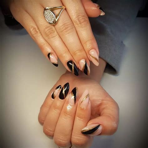 Unhas Nude Preto Ideias Para Voc Abusar Dessa Combina O