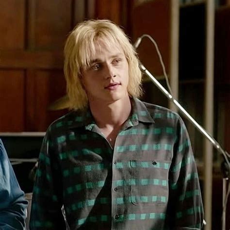 Ben Hardy Bohemian Rhapsody Benjamin Hardy Yaas Queen Ben Jones