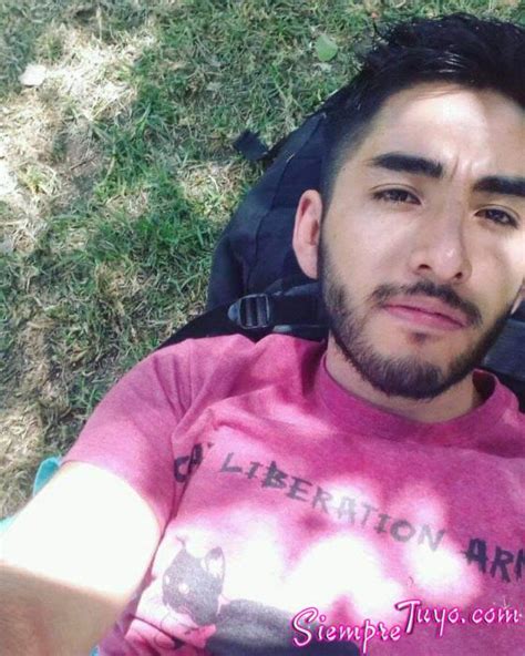 Putito a tu disposición para darte placer a todo lo que da llamame Escorts Gay Gigolos