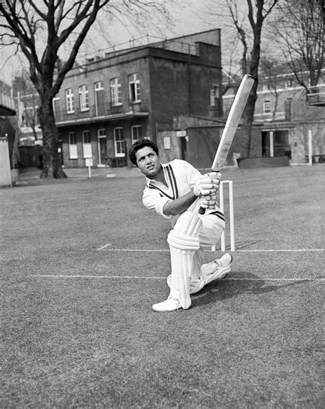 Hanif Mohammad dies aged 81 - Batting with Bimal