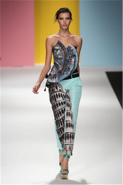 Frankie Morello Milano - Spring Summer 2012 Ready-To-Wear - Shows ...