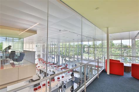 Brookline High School | Brookline, MA - Lockheed Architectural