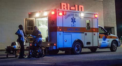 Columbia Sc Photographer West Columbia Apartment Fire Claims One Life