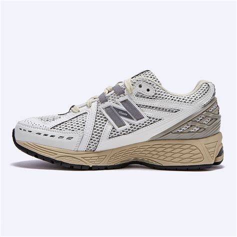 뉴발란스 NEW BALANCE M1906RP M1906R