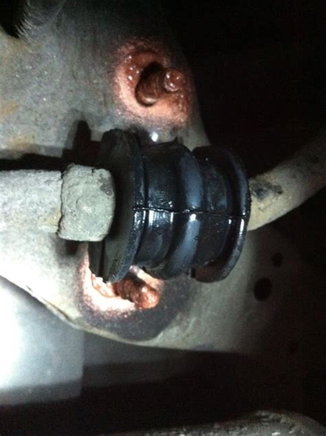 Nissan Qashqai (Ниссан Кашкай) замена втулок заднего стабилизатора ...