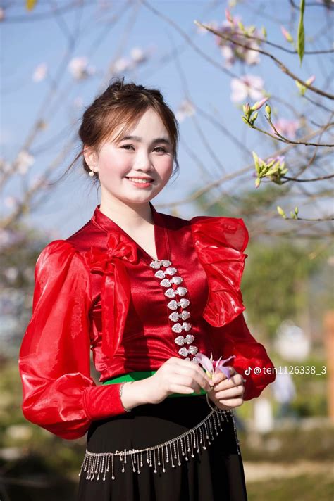 vay ao   toc thai dep gia  lai chau