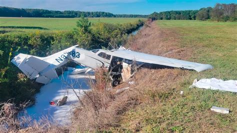 Una Instructora De Vuelo Muere Al Estrellarse Una Avioneta En Virginia