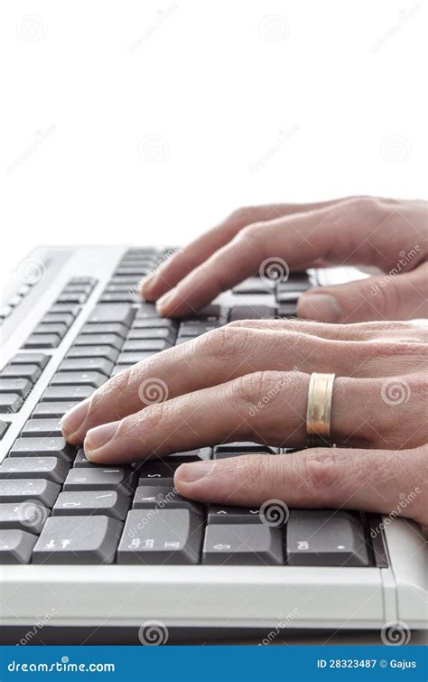 Dactilografia No Teclado Imagem De Stock Imagem De Surfe