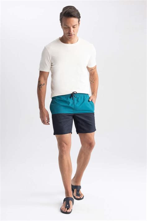 Green MAN Regular Fit Short Beach Shorts 2822544 DeFacto