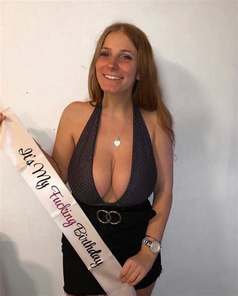 Image Perfect Amount Of Cleavage Porn Pic