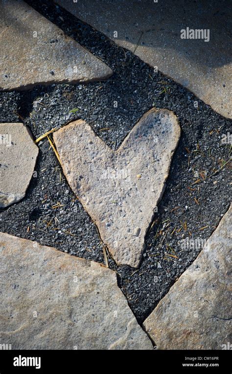 Rock Shaped Like Heart Hi Res Stock Photography And Images Alamy