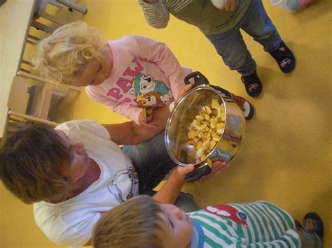 Apfelkuchen Kindertagesstätte St Antonius Schönwald