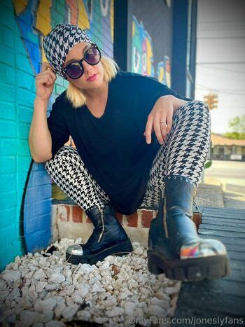 IAmLindsayJones Lindsay Jones Joneslyfans Nude OnlyFans The Fappening Plus