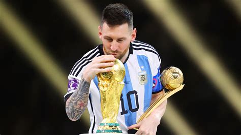 Messi Kissing World Cup Wallpaper TubeWP