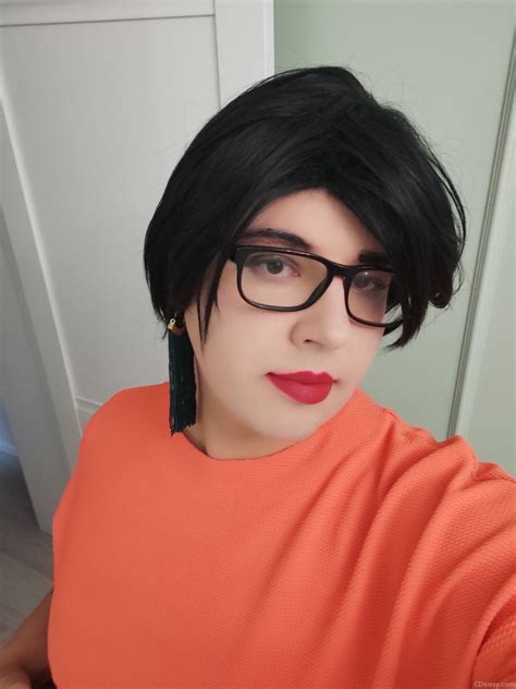 Angela Pics Of Hot Curvy Crossdresser CDsissy