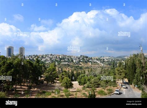 Jerusalem Mountains Hi Res Stock Photography And Images Alamy
