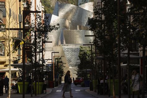 El Guggenheim Bilbao Una Historia De Xito Cumple A Os En Plena