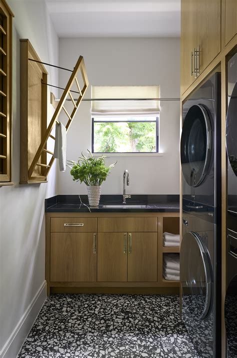 West U Transitional - Laura U Design Collective