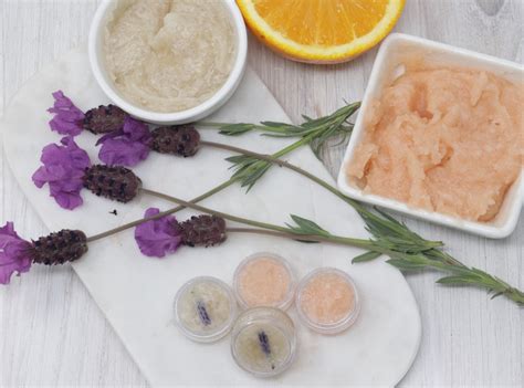 how to make a lip scrub