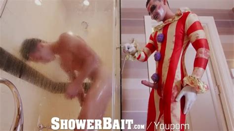 ShowerBait Halloween Str Shower Fuck With Cameron Boyd And Ethan Slade Free Porn Videos