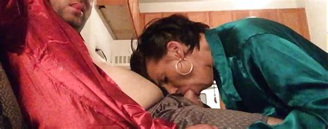 Sexy Satin Glamour Milf Set 32 Nude Pics XHamster