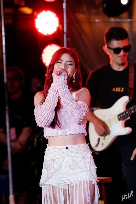 Bini Bini Mihka Pretty Brunette Cute Friend Photos Tattoos For