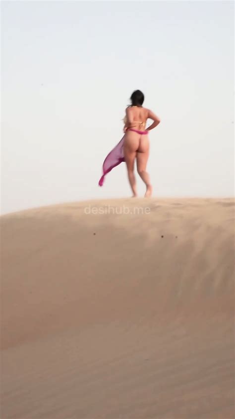 Ashwitha 2 Videos Strips Nude In Dubai Desert
