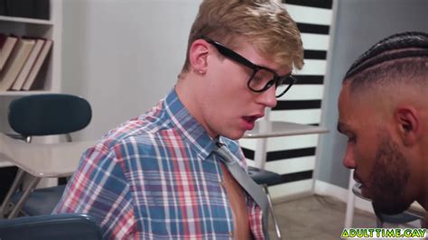 Football Player Tony Genius Fucks Jack Baileys Ass From Behind BoyFriendTV