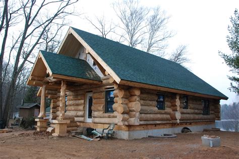 Handcrafted Heim Log Homes