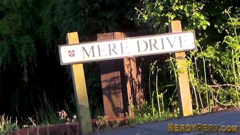 Leeds Dude Sucked Off By Euro Babe