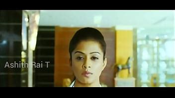 Priyamani Cleavage Navel Show And Boobs Squeezed Xvideos