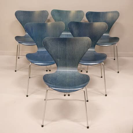 ARNE JACOBSEN SEX STOLAR SJUAN FÖR FRITZ HANSEN DANMARK 1980