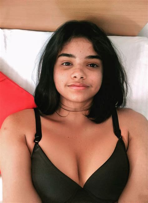 Look Into My EYES Nudes Downblouse NUDE PICS ORG