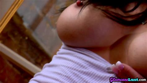 Busty Glam Babe With Pierced Nipples Masturbating Solo