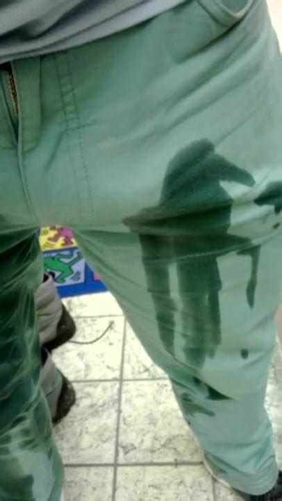 Pissen Im Treppenhaus 2 Pee In Pants Gay Man Porn XHamster