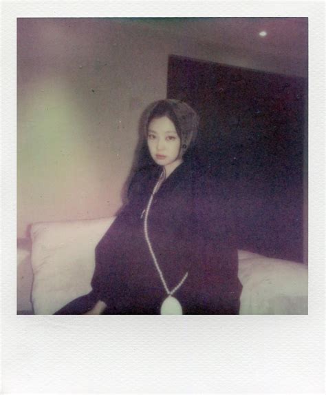 231106 - JENNIE Instagram Update | kpopping