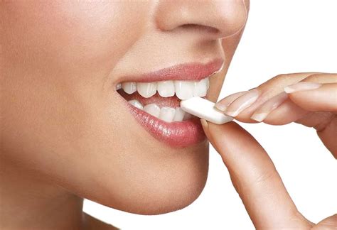 5 Surprising Benefits Of Chewing Gum For Your Oral Health By Vrinda