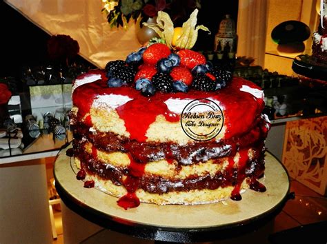 Robson Braz NAKED CAKE CASAMENTO FERNANDA E BERNNAR