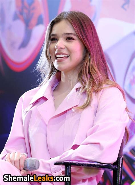 Hailee Steinfeld Haileesteinfeld Https Leaked Nude OnlyFans Photo ShemaleLeaks