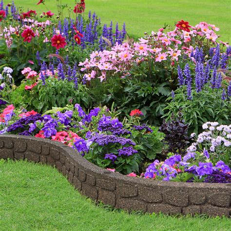 22 garden edging ideas for stylish definition | Ideal Home