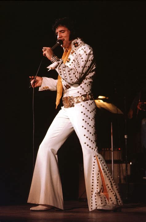 Elvis Presley Style